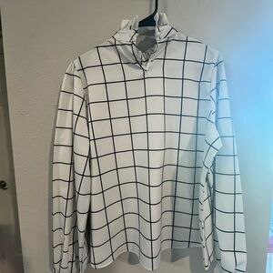 Xl back and white squared too long sleeve blouse